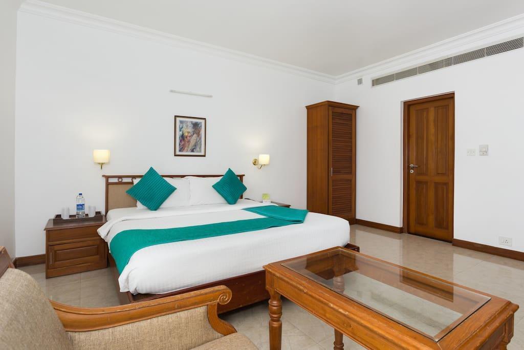 The Avenue Center Hotel Kochi Eksteriør bilde