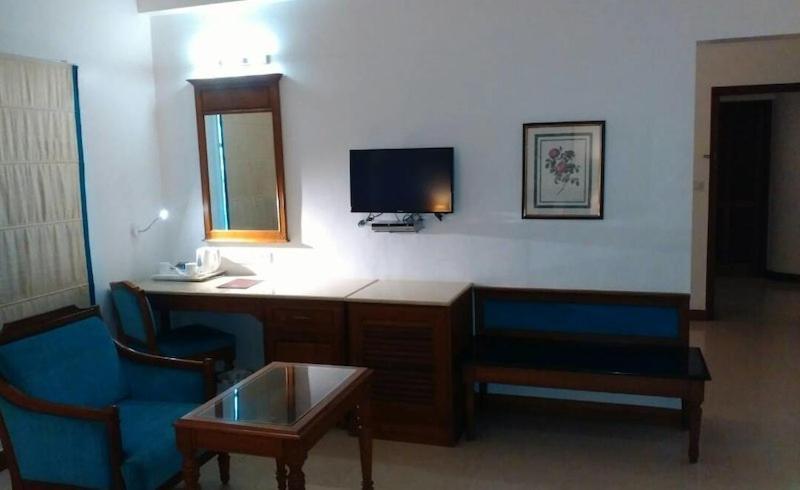 The Avenue Center Hotel Kochi Eksteriør bilde